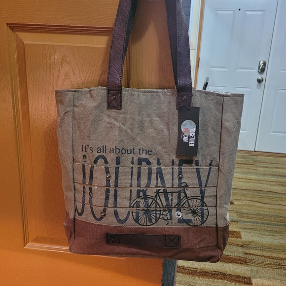 NWT Mona B Journey Tote - Picture 2 of 4